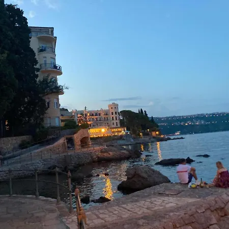 Adriana * オパティヤ