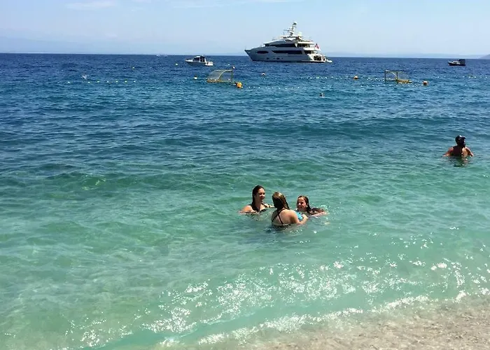 Adriana アパート オパティヤ