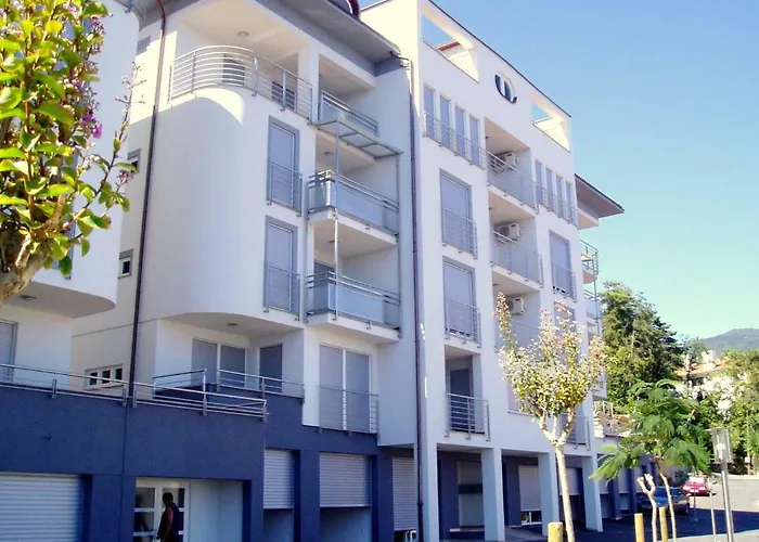 Adriana Apartament *